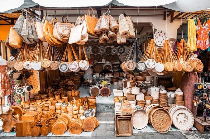 Private Half-Day Beach and Shopping Tour in Kuta - Stop 2: Mal Bali Galeria for air-conditioned shopping comfort