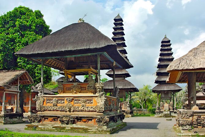 Private Half-Day Tour: Tanah Lot Sunset Trip Packages - Stop 2: Alas Kedaton Monkey Forest, nature plus a lot of on-the-ground reality