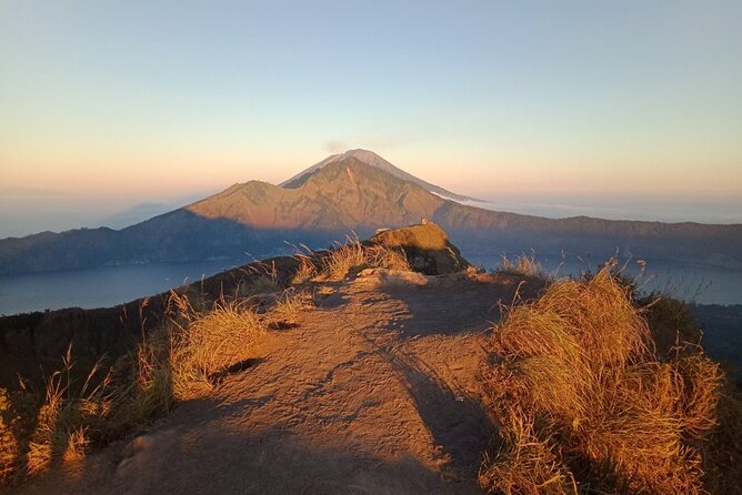 Private Mount Batur Sunset Trekking - All inclusive tour - Volcanic-Steamed Eggs and Banana: The Food Moment You’ll Remember