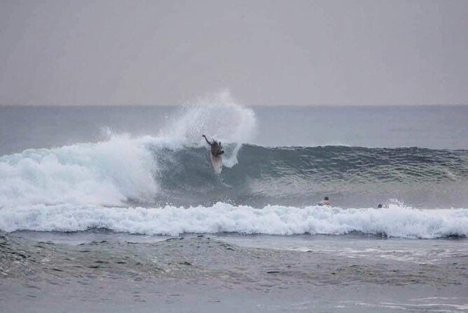 Private One on One Surf Lesson in Canggu area - Bali - Private by default, but flexible for families and mixed skill levels