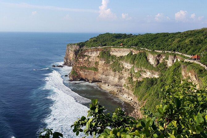 Private Tour Bali Beaches and Uluwatu Temple with Dinner - Jimbaran Bay Seafood BBQ Dinner: Candlelight by the Water