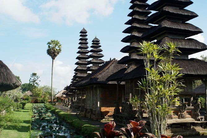 Private Tour: Bali Heritage Sites - Tanah Lot: sea temple drama, Hindu mythology, and rock-island views