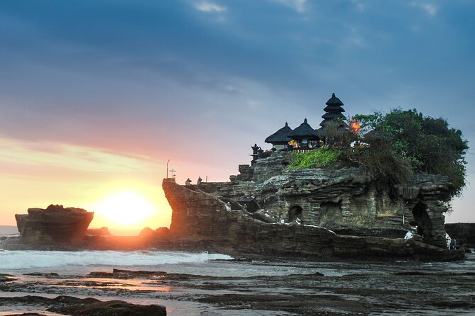 Private Tour: Bali UNESCO World Heritage Sites - Stop 4: Ulun Danu Bratan Temple, a water temple with a quiet rhythm