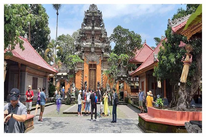 Private Tour: Batuan Temple, Tegenungan Waterfall, Elepahant Cave Free transport - Elephant Cave at Goa Gajah: why the name can mislead