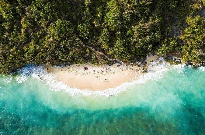 Private Tour in Nusa Penida West Island - Broken Beach (Pasih Uug): The Arch-Like Landmark on the Southwest