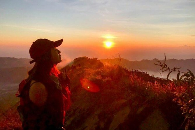 Private Tour : Mount Batur Sunrise Trekking With Private Guide - Meeting Your Guide at the Base and Starting the Climb