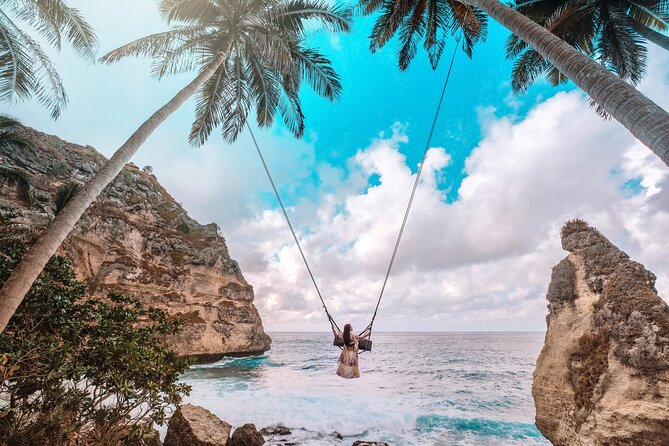 Private Tour: Nusa Penida DiamondBeach-Tree House EastSide Island - Diamond Beach on the East tip: white sand, blue water, and serious photo angles