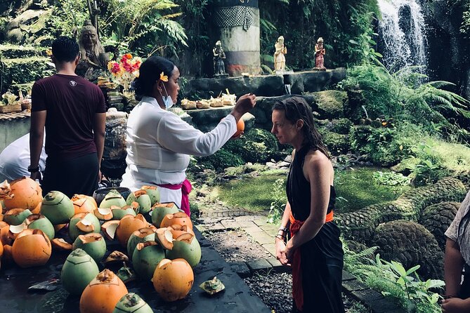 Purifications at Beji Griya Waterfalls - What you should do with your expectations (and your body)