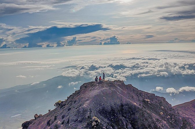Rinjani Trekking 3D2N Summit - Full Trail - Who this trek suits best