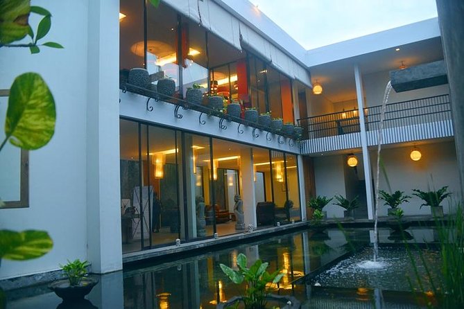 Seminyak 4-Hour Spa Treatment with Hotel or Airport Transfer - The treatment flow: aromatherapy to flower petal bath