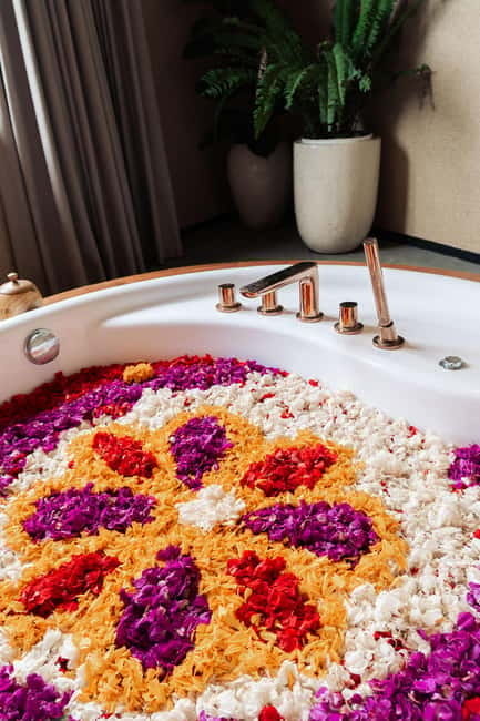 Seminyak: Spa Treatments at Svaha Spa Seminyak - Who Svaha Spa Seminyak suits best