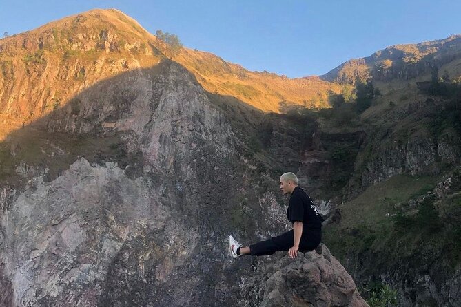 Sharing Mount Batur Sunrise Trekking And Natural Hot Spring - Breakfast at the summit around 5:45 am, then crater views and the descent
