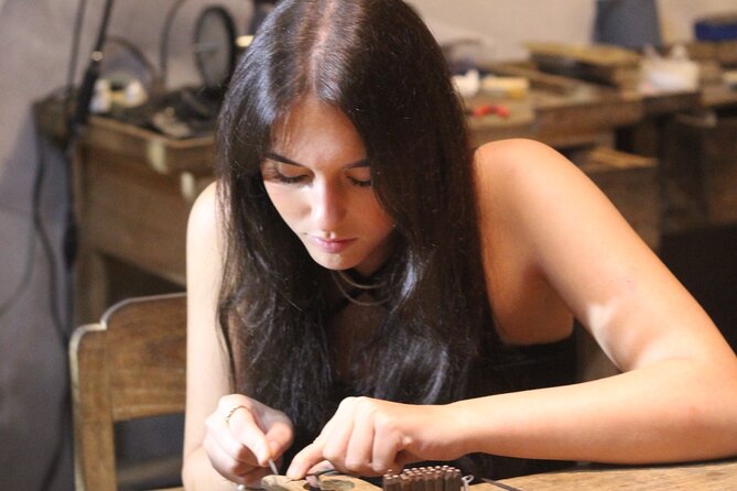 Silver Jewelry Making Class and Ubud Tour with All Inclusive - Stop 3: Tegenungan Waterfall, Nature Break With a Clear Payoff