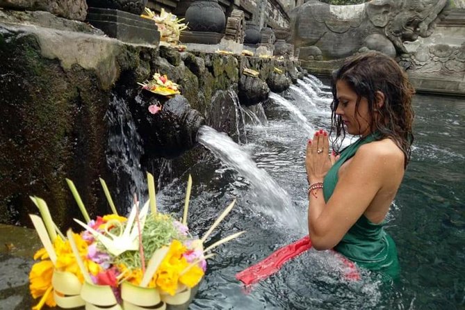 Skip the Line Tirta Empul Temple Entrance Ticket All Inclusive - Sarong, offerings, and the temple rules you must follow