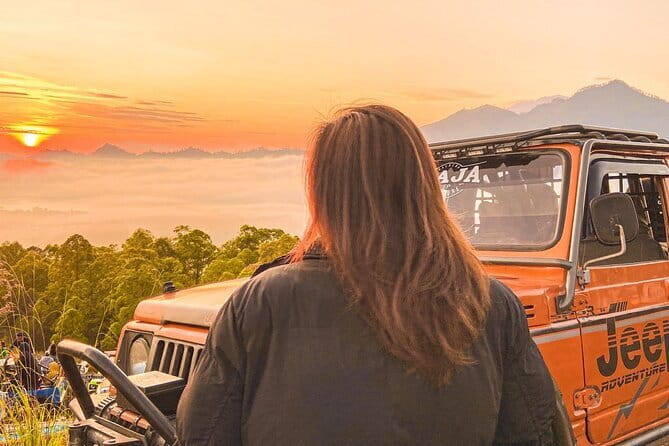 Sunrise + Jeep + Photographer - Jeep Sunrise on Mount Batur From Ubud, What You’re Really Buying