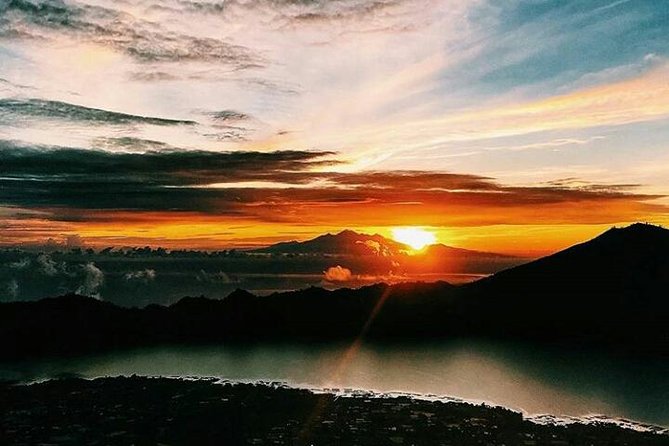 Sunrise mount batur trecking all inclusive - Ubud and south Bali pickups: private transfers change the vibe