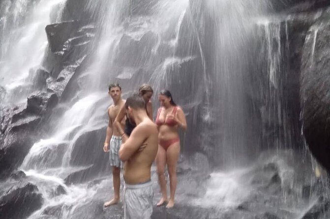 Sunset Sailboat Dinner Cruise & Private Ubud highlights Tour. - Tegenungan Waterfall: powerful and easy to reach