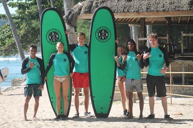 Surf Lesson Gili Trawangan - The 2-hour flow: from theory to two surf sessions
