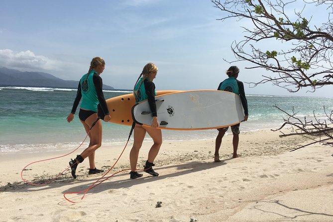 Surf Lesson Gili Trawangan - Break time: the short reset that keeps you learning