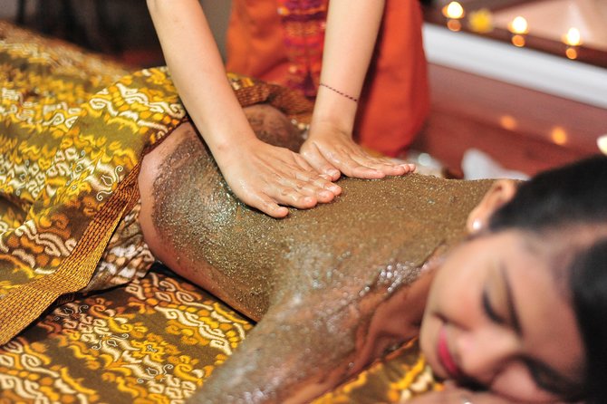 Sweet Dream Couple Treatment by ANJALI SPA - Flower milk jacuzzi for two: the part you remember