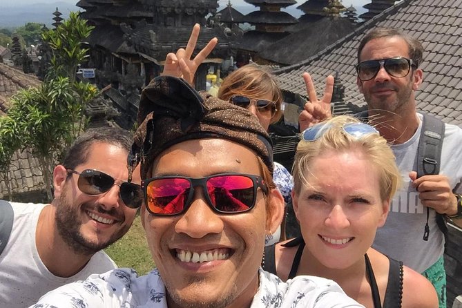 Tanah Lot and Uluwatu Temple Private Guided Tour - Start at 9:00 am, but think in heat and timing