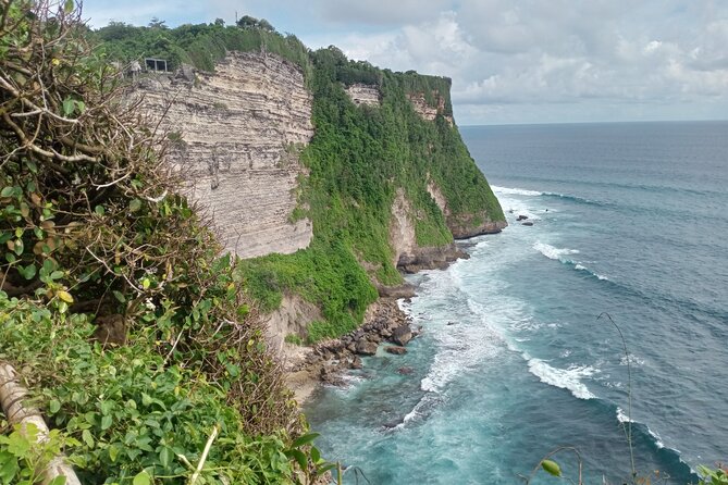 Tanah Lot and Uluwatu Temple Private Guided Tour - Getting from Seminyak: the real benefit is stress control