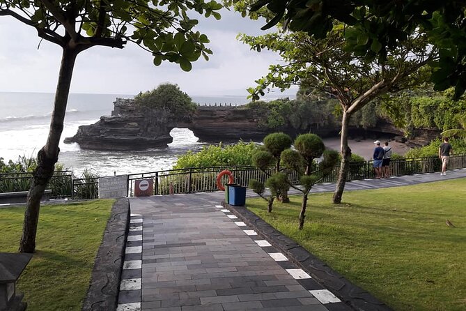Tanah Lot Tour & North Bali Tour : All-Inclusive Best Experience - Transportation, lunch, and what all-inclusive really means