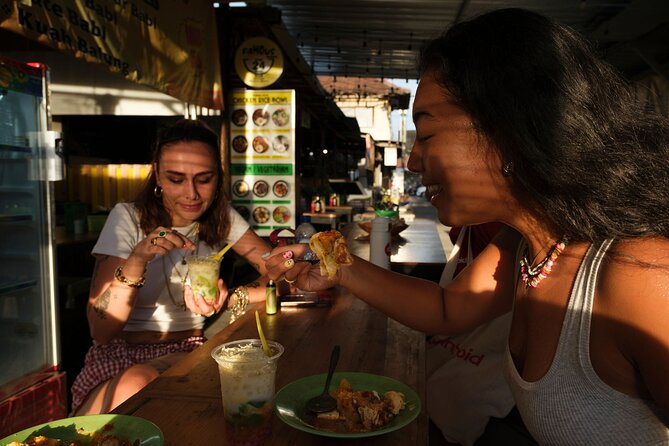 Taste & Explore Bali: Denpasar Street Food & Historic Sites - Badung Market: Jaje Bali snacks and local stall energy