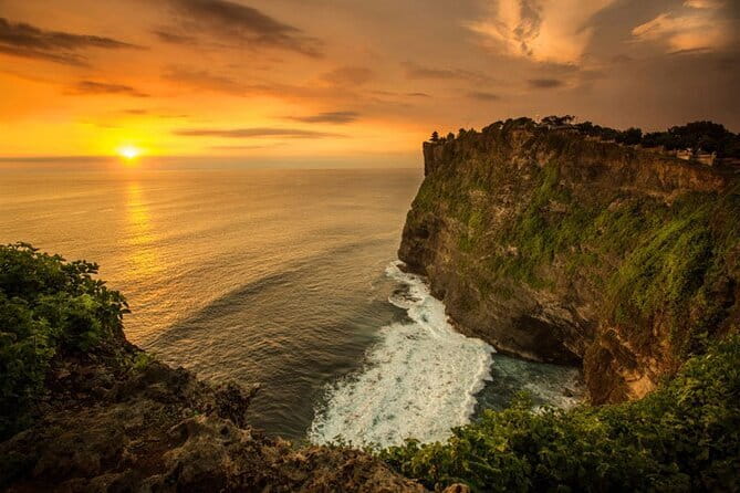 The Gate Of The Heaven Bali with Top Places To Visit In The East of Bali - Price and value of $76.29 for an 11 to 12 hour private circuit