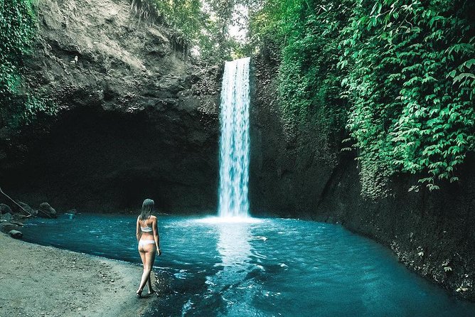 Three Main spot Bali Waterfall with Swing - Stop 1 Tegenungan Waterfall: Swimming-Friendly Views