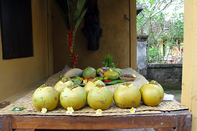 Traditional Balinese Home Dining Experience in Ubud with Putu - Should You Book This Putu Ubud Home-Cooked Dinner?