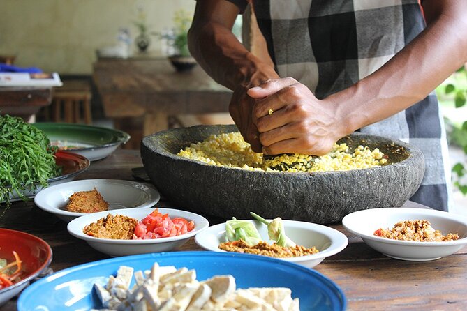 Traditional Balinese Meal in Ubud in Dewa's Family Village Home - Key highlights you’ll actually remember