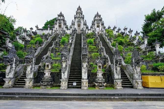 Ubud ATV Quad Bike, Waterfall with Rafting-Snorkeling Optional - Kanto Lampo waterfall: a timed photo stop with real scenery