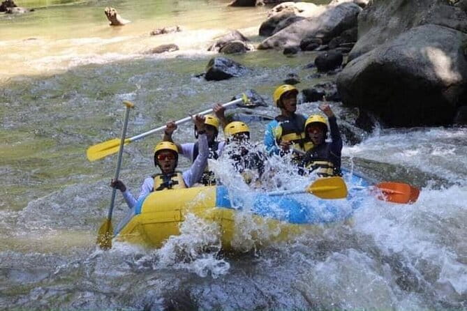 Ubud Ayung River Rafting with Meeting Point or Pickup - Pickup or meeting point: how the day usually starts
