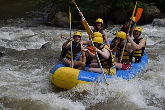 Ubud Ayung River Rafting with Meeting Point or Pickup - Facilities after rafting: lockers, showers, towels, and a real lunch