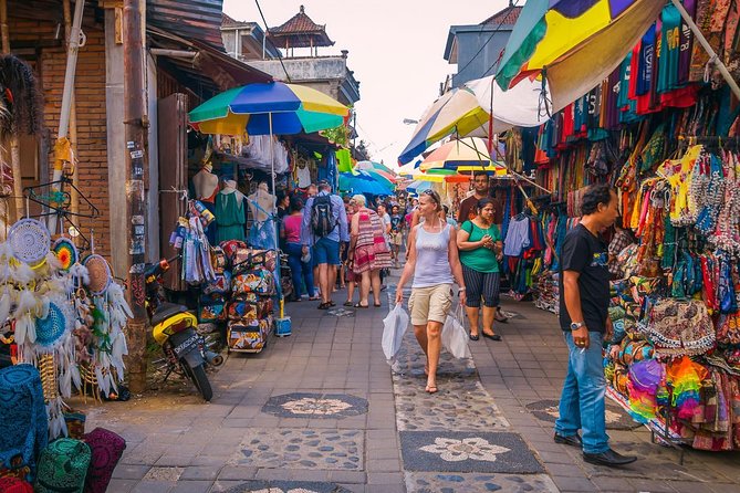 Ubud City Tour I: Monkey Forest, Ubud Palace, Art Market, and Waterfall - Stop 2: Ubud Palace, a short cultural stop that actually fits the day