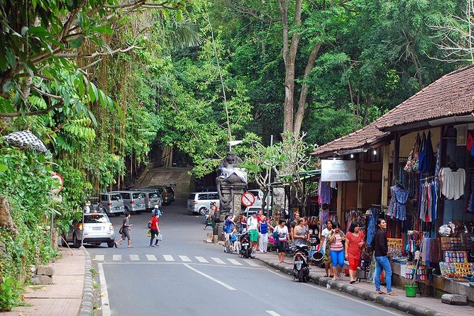 Ubud Eco Culture Cycling Exploration - What to wear and bring for Ubud riding comfort