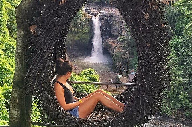 Ubud Excursion: Barong Dance, Art Villages, Nature, Temple and Waterfall - Puseh Batuan Temple: a shrine stop that makes the art feel real