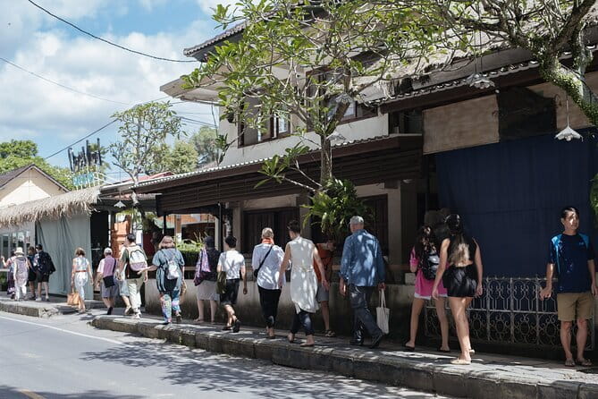 Ubud Guided Walking Tour - Stop 4: Ubud Royal Palace courtyards and cremation rituals