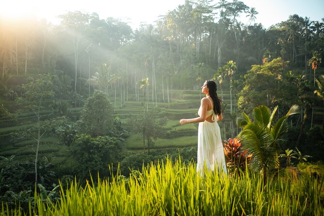 UBUD Instagram Spot Tour with Photographer - The photographer is the whole value