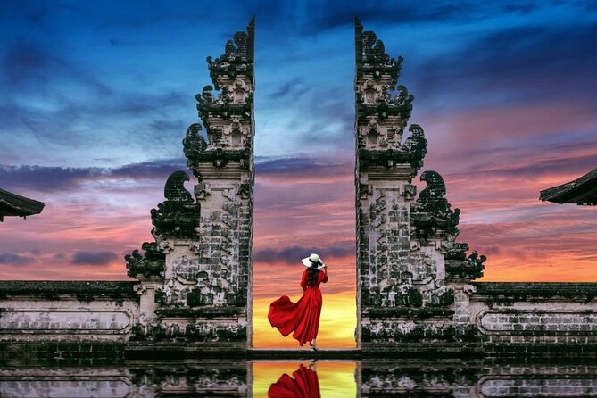 Ubud Instagram Tour – Stunning Views & Flexible Itinerary - Monkey Forest, Tegalalang Rice Terraces, and the cultural side of the shots