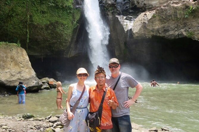Ubud Kintamani Tour - Stop 1: Barong and Kris dance, myth and costume you can’t fake