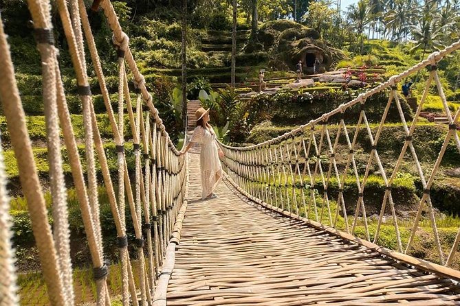 Ubud: Monkey Forest, Jungle Swing, Rice Terrace, and Water Temple - Tegalalang Rice Terrace: a classic walk with real views