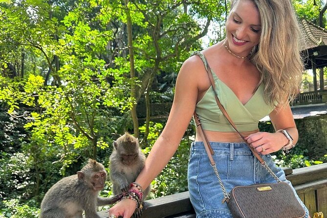 Ubud Monkey Forest, Rice Terrace & Tirta Empul Temple Tour - Ubud Traditional Art Market and Jungle Swing Fees You Should Plan For