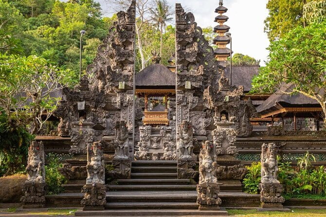 Ubud: Monkey Forest, Rice Terraces and Jungle Swing Tour - Price and value: what you get for $25.65 per person