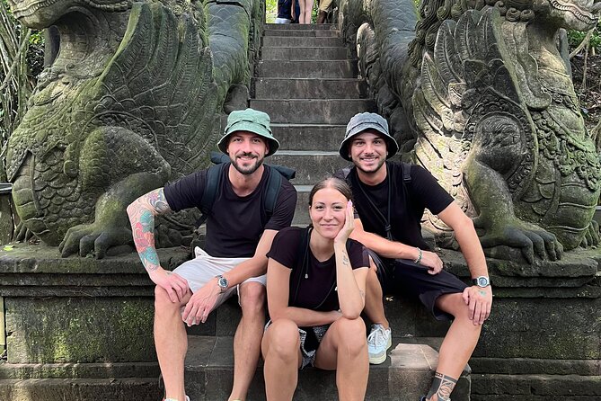 Ubud Private Nature and Temple Tour - Sacred Monkey Forest: What to Expect With the Macaques