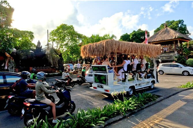 Ubud Sunset Mixology Tour by TikiBus - Music, Wi-Fi, and the Social Side of a Small Group