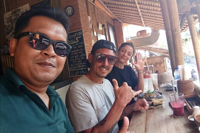 Ubud Tour Monkey Forest, Rice Terrace, Swing, Temple, Waterfall - Stop 5: Celuk Village Gold and Silver Craft Work