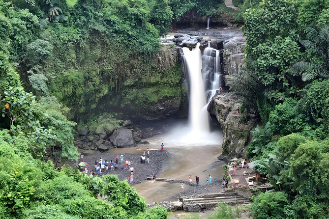 Ubud Village, Waterfall and Kintamani Volcano Tour - Tirta Empul Temple: holy spring setting and respect basics