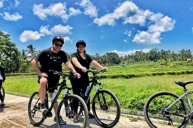 Ubud Wonderful Half Day Downhill Cycling Tour with Lunch - Food, fruit, and the Balinese table experience